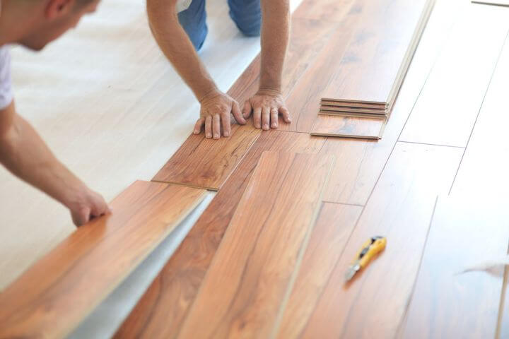 installing laminate flooring in new home indoor